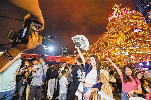 球友会多个OTA平台数据显示重庆旅游热度位居全国前列——重庆文旅“赢在未来”趋势凸显(图1)